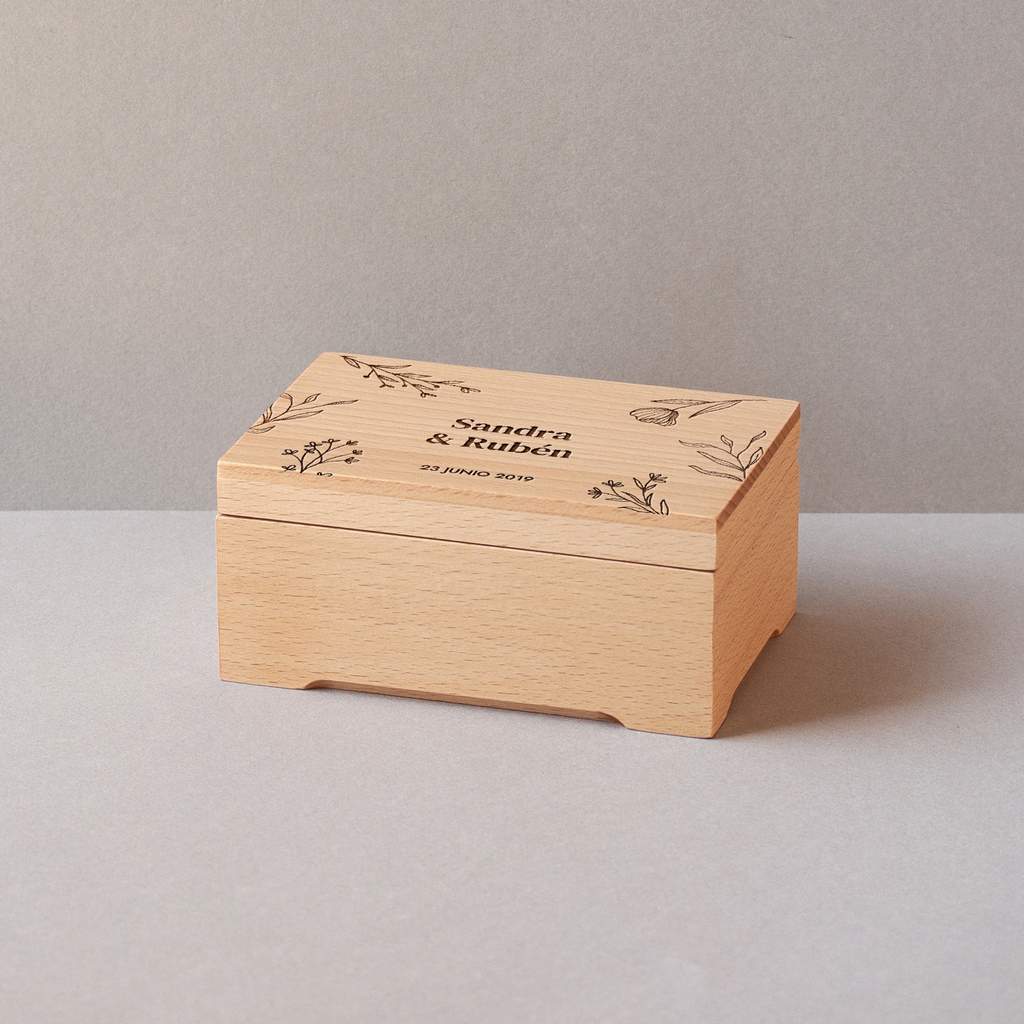 Caja musical mediana de madera de haya Austen